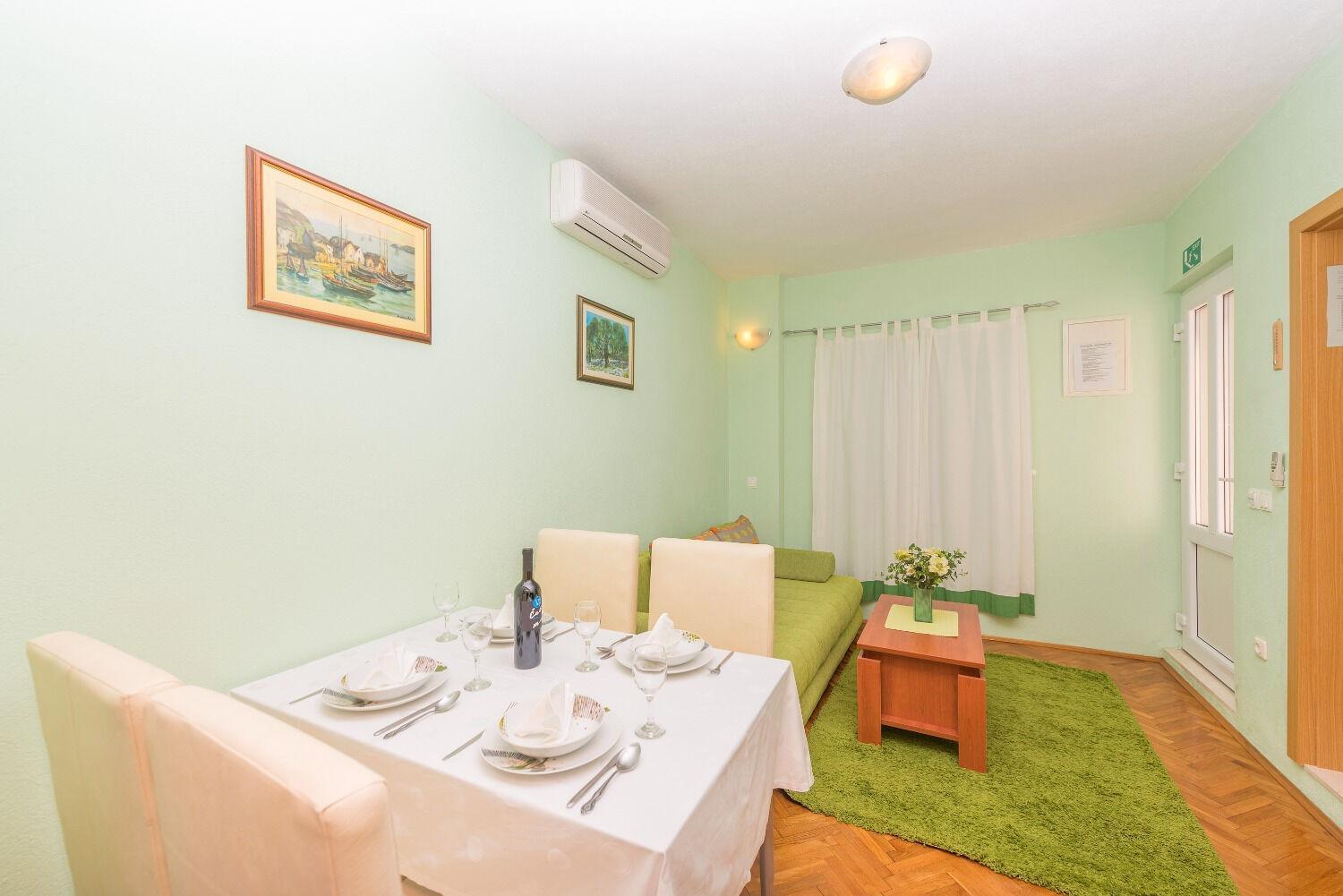 Apps And Room Goran In The Center ماكارسكا المظهر الخارجي الصورة
